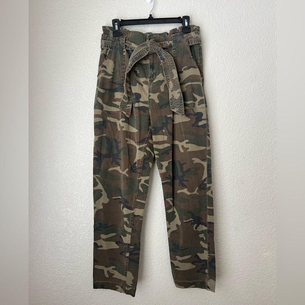 Topshop Belted High Waist Paper Bag Camouflage Pants, 8